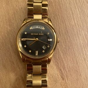 Michale kors women watch